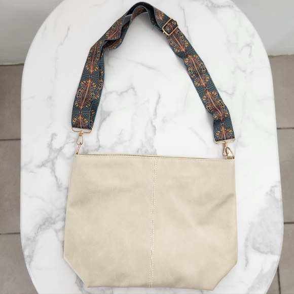 Unisex Creamy White Pu Leather Tote Bag with Patterned Boho Strap - Picture 3 of 14